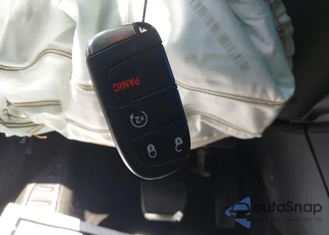 2020 Jeep Renegade Latitude 4X4 from USA, damaged, VIN ZACNJBBB3LPL02553